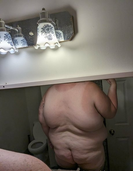 Photo nue de fuite OnlyFans de Tomsbigtummy