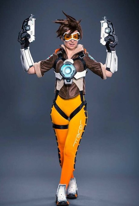Jannet In Cosplay