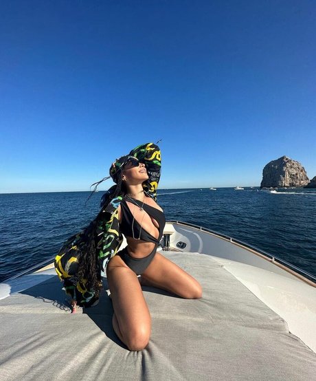 Photo nue de fuite OnlyFans de Tinashe