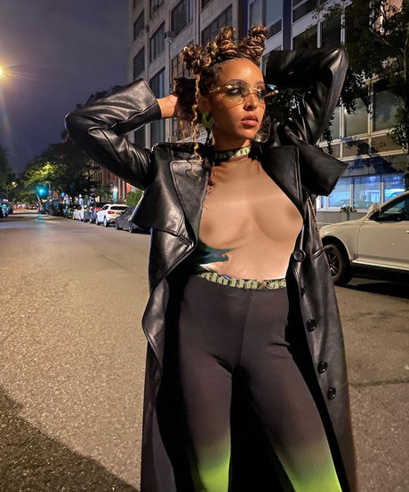 Photo nue de fuite OnlyFans de Tinashe