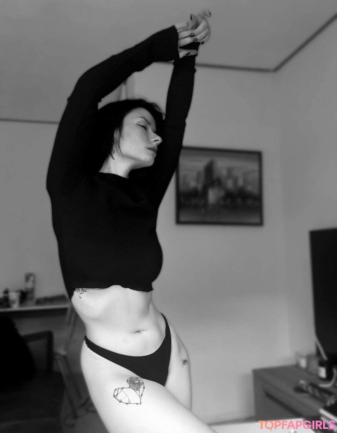 Photo nue de fuite OnlyFans de Innervus #1016