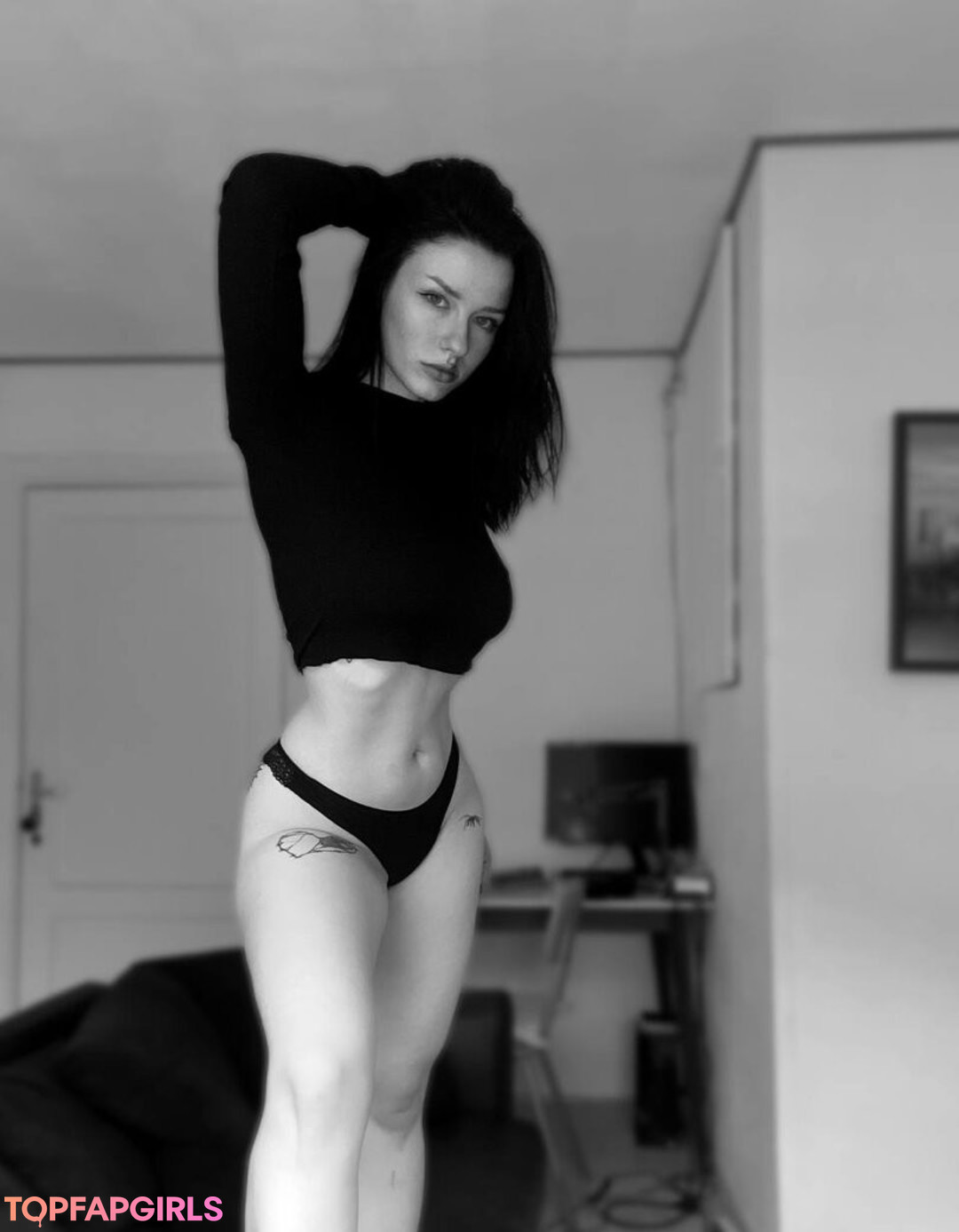 Photo nue de fuite OnlyFans de Innervus #1027