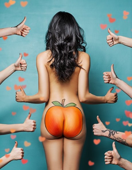 Photo nue de fuite OnlyFans de Anna Akana