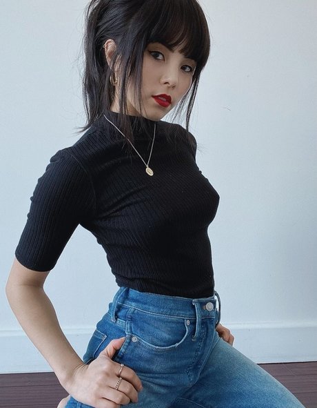 Photo nue de fuite OnlyFans de Anna Akana