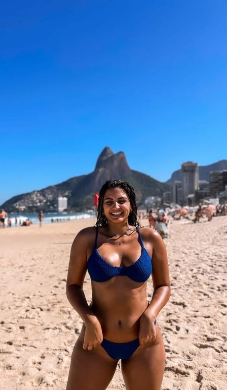 Photo nue de fuite OnlyFans de Julie Santos