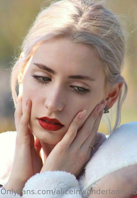 Aliceinwonderland_xo