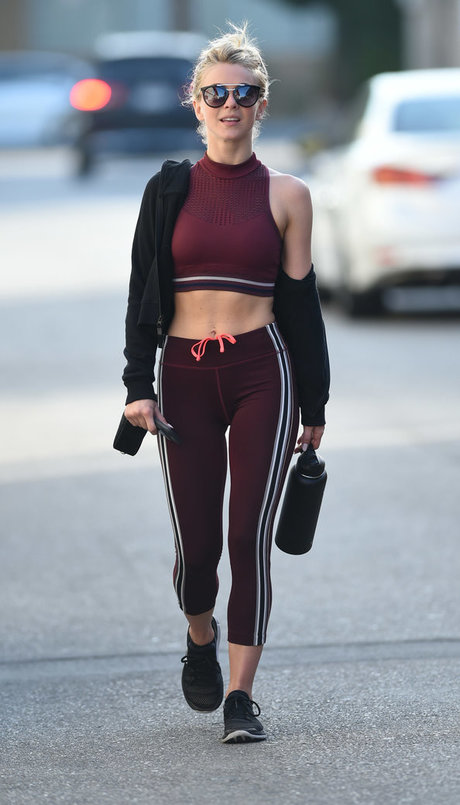Photo nue de fuite OnlyFans de Julianne Hough