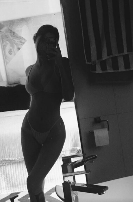 Photo nue de fuite OnlyFans de Miaphillipson