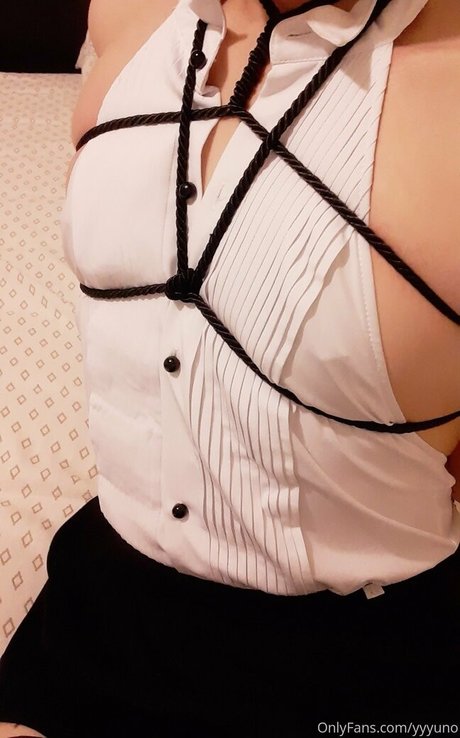 Photo nue de fuite OnlyFans de Yyyuno