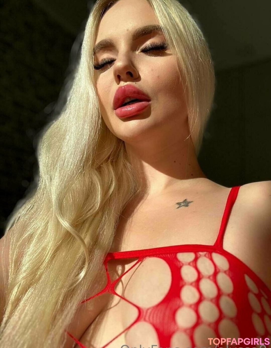 Photo nue de fuite OnlyFans de Alyssa9 #1710