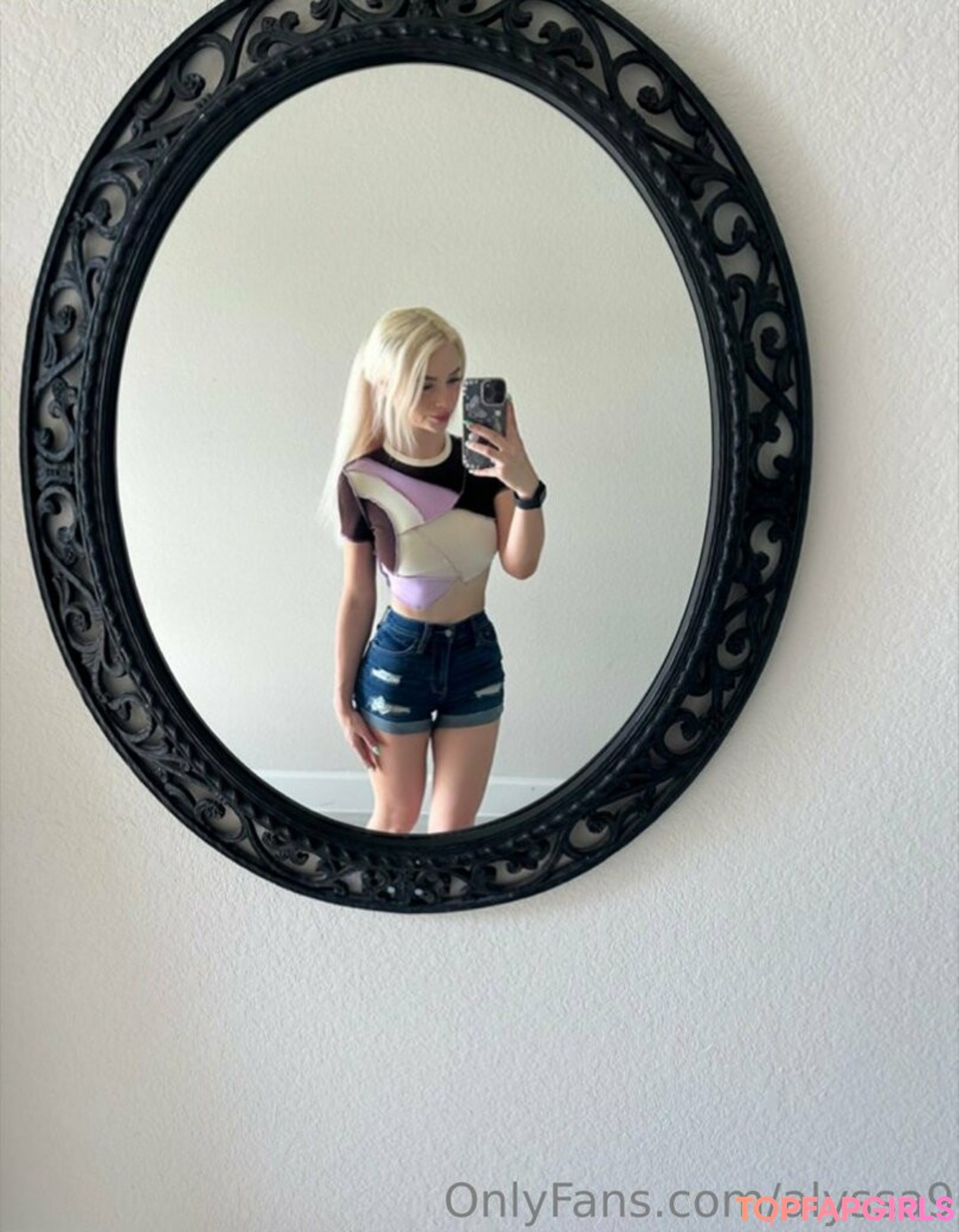 Photo nue de fuite OnlyFans de Alyssa9 #1723