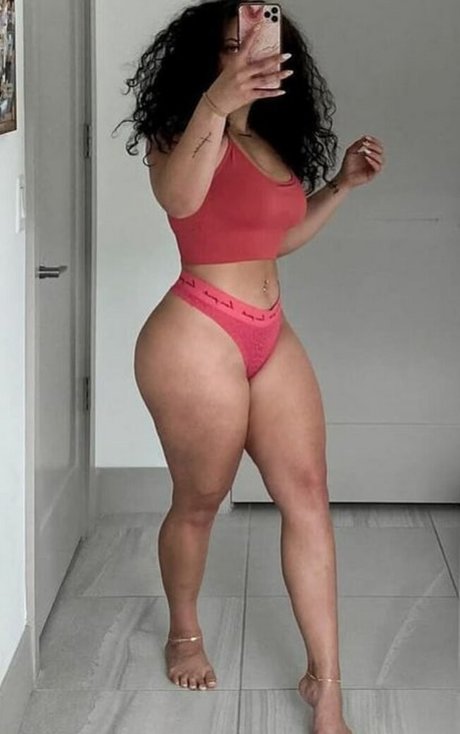 Photo nue de fuite OnlyFans de Xxginaa