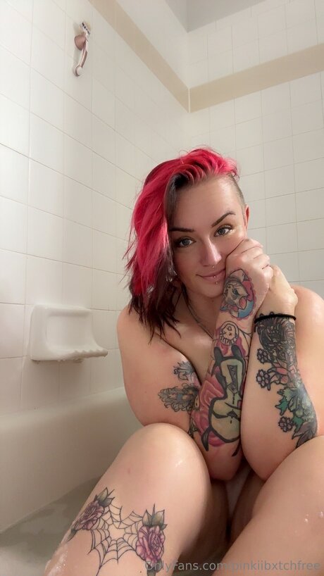 Pinkiibxtchfree