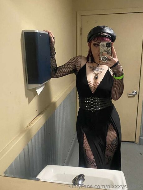 Photo nue de fuite OnlyFans de Nixxxysnudes