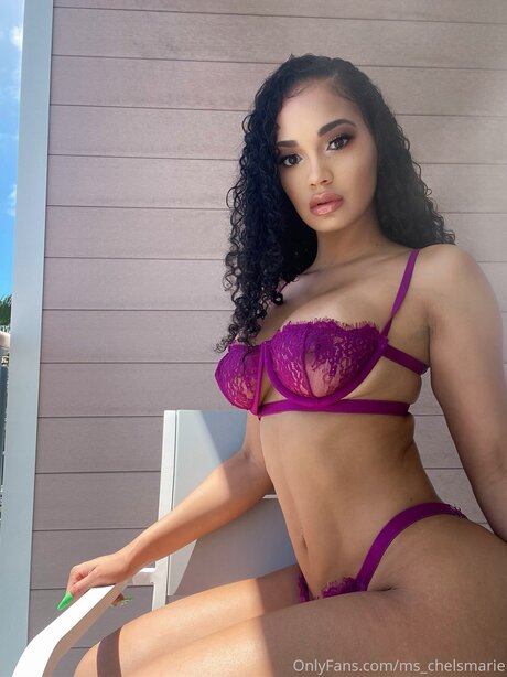 Ms Chelsmarie