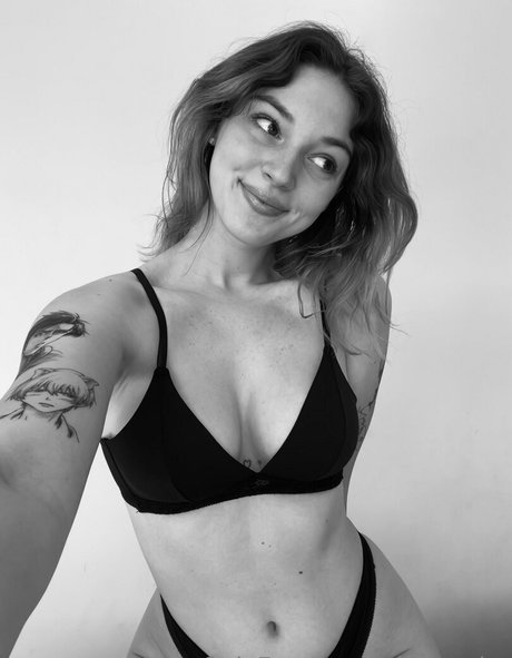Photo nue de fuite OnlyFans de Alienorchp