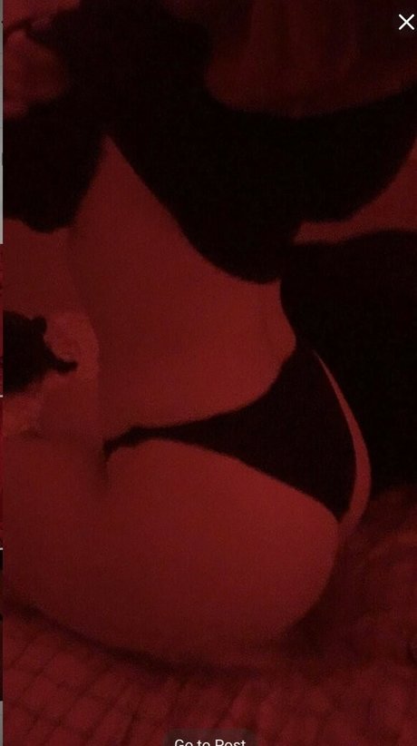 Photo nue de fuite OnlyFans de Subwaysk8ter