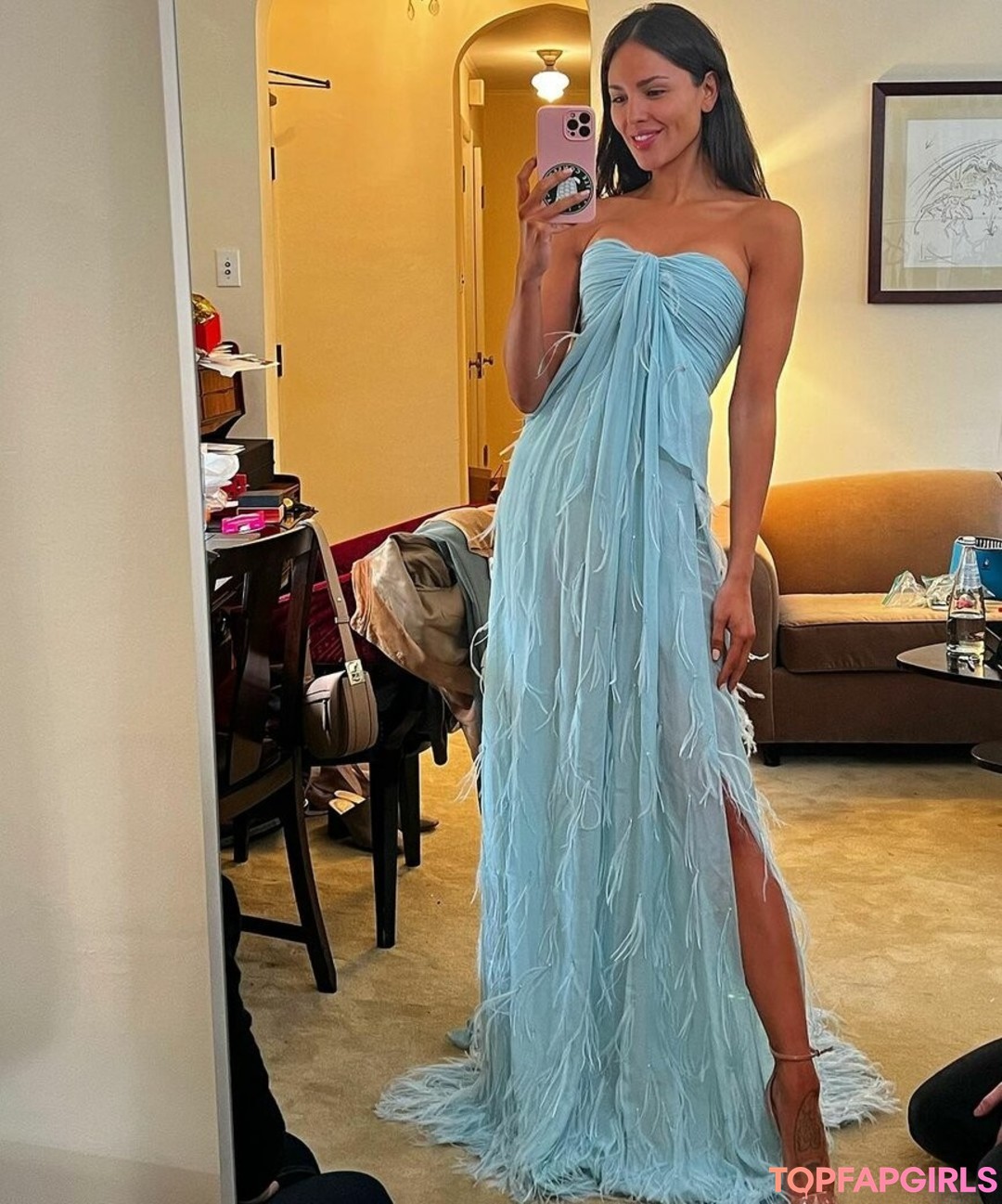 Photo nue de fuite OnlyFans de Eiza Gonzalez #1008