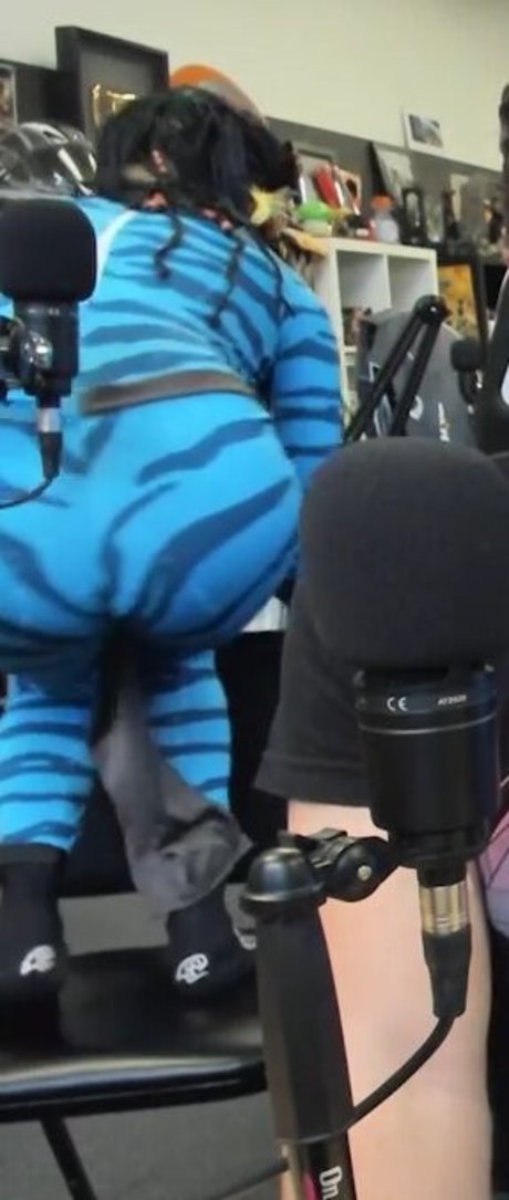 Elyse Willems