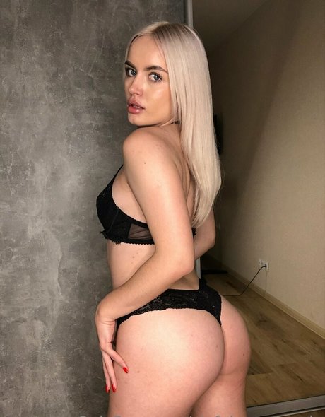 Photo nue de fuite OnlyFans de Sinfulmonrovip