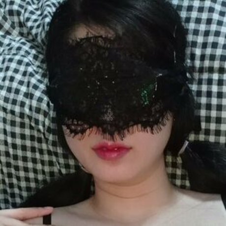 Photo nue de fuite OnlyFans de Mirin