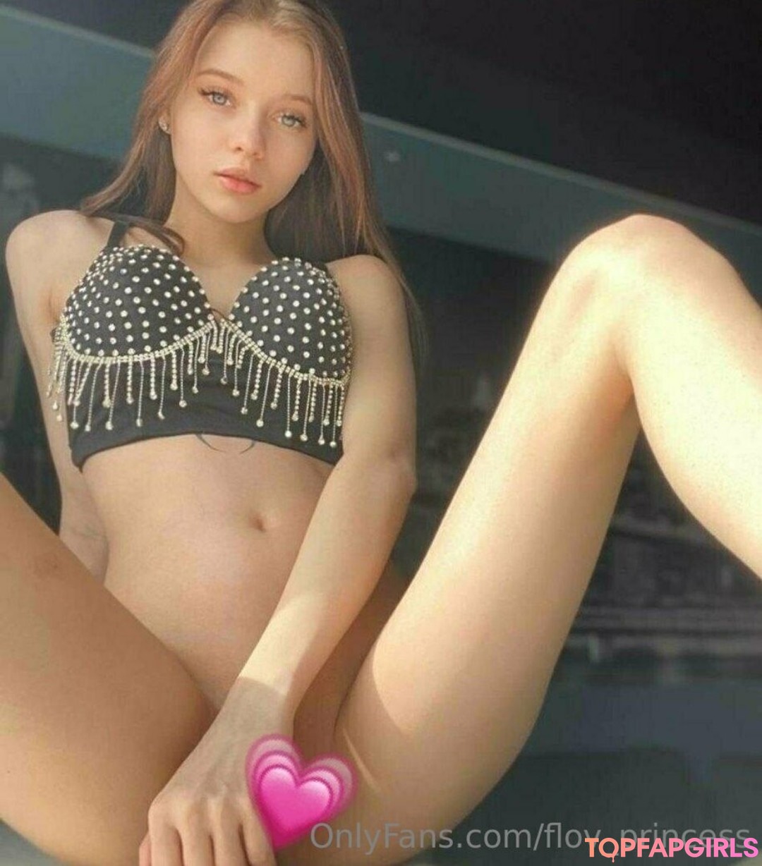 Photo nue de fuite OnlyFans de Flovprincess #1059