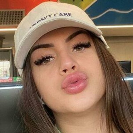 Photo nue de fuite OnlyFans de Brenda Scandolara