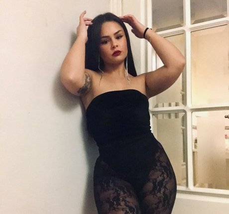 Photo nue de fuite OnlyFans de Raqueldr