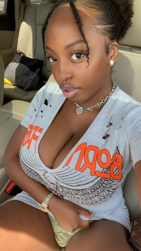 Photo nue de fuite OnlyFans de Niyahrenee
