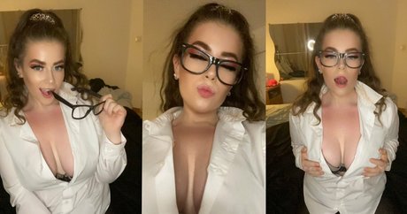Photo nue de fuite OnlyFans de Ameliaskye98