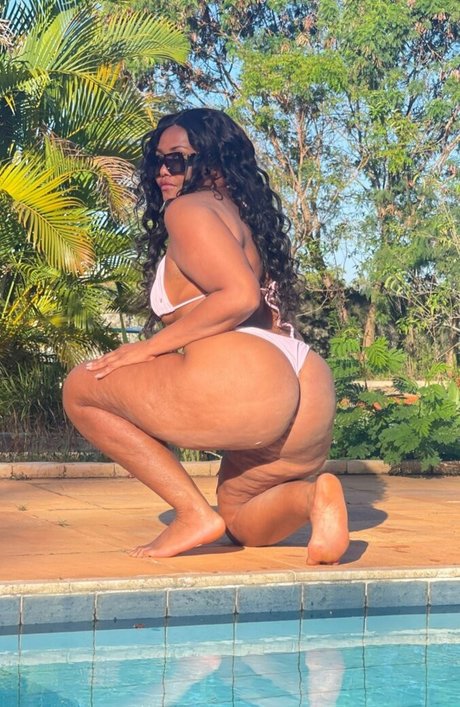 Gaby Amarantos