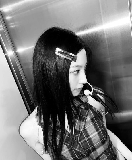 WomenK-pop