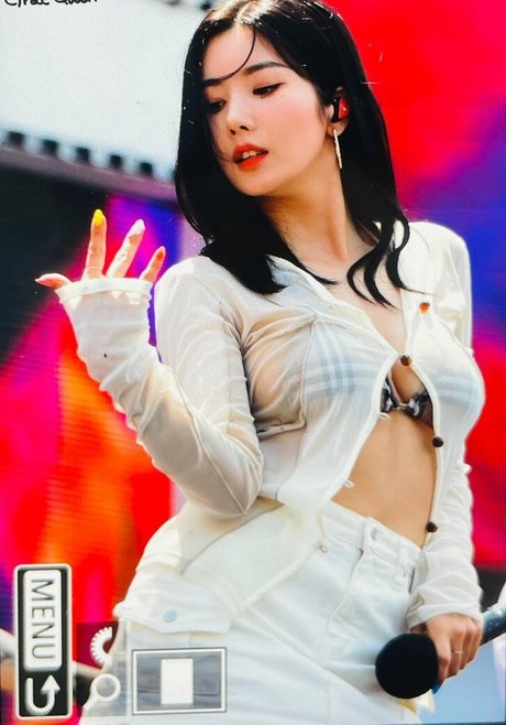 WomenK-pop