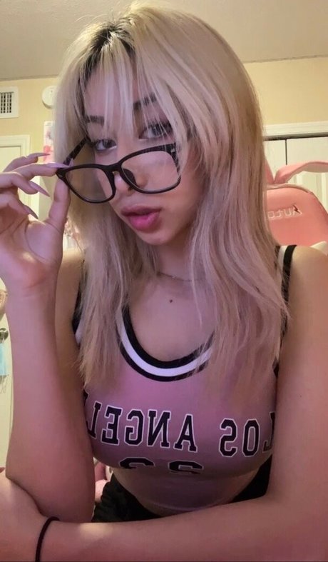 Photo nue de fuite OnlyFans de Rina Magi