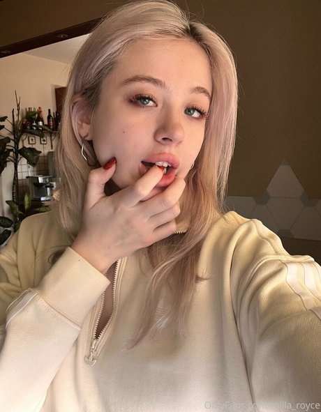 Milla_snake