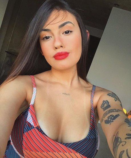Photo nue de fuite OnlyFans de Vitoria Marcilio
