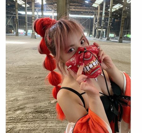 Mina Shirakawa