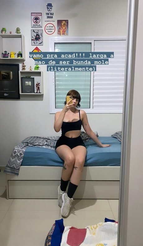 Photo nue de fuite OnlyFans de Triz