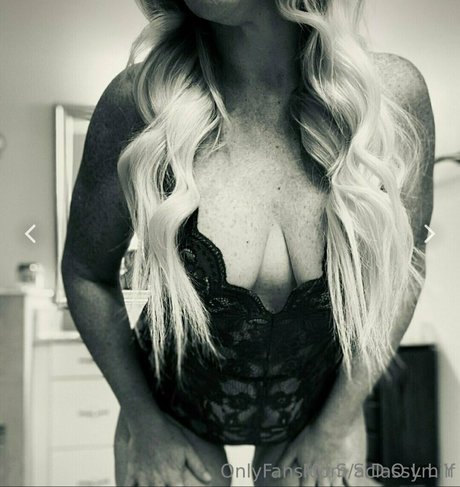 Photo nue de fuite OnlyFans de Missdollypromotions
