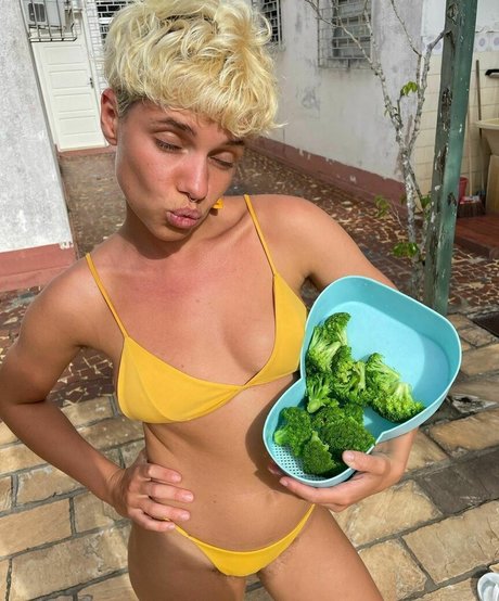 Photo nue de fuite OnlyFans de Bruna Linzmeyer