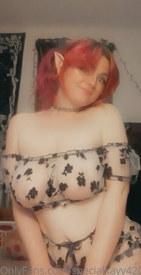 Photo nue de fuite OnlyFans de Cosmickayla
