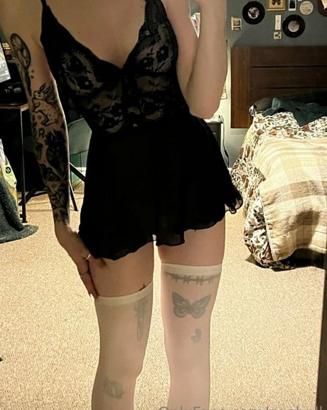 Photo nue de fuite OnlyFans de Zee Hell