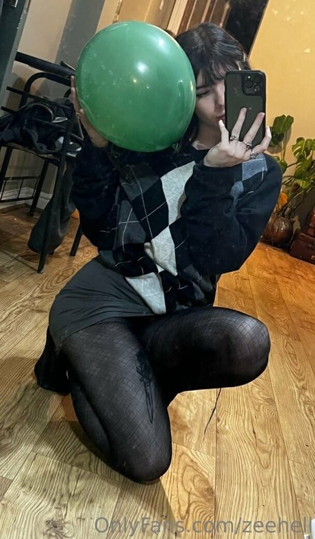 Photo nue de fuite OnlyFans de Zee Hell
