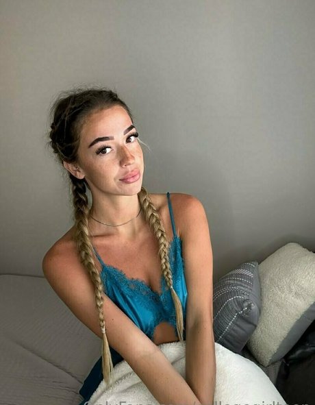 Collegegirlteen