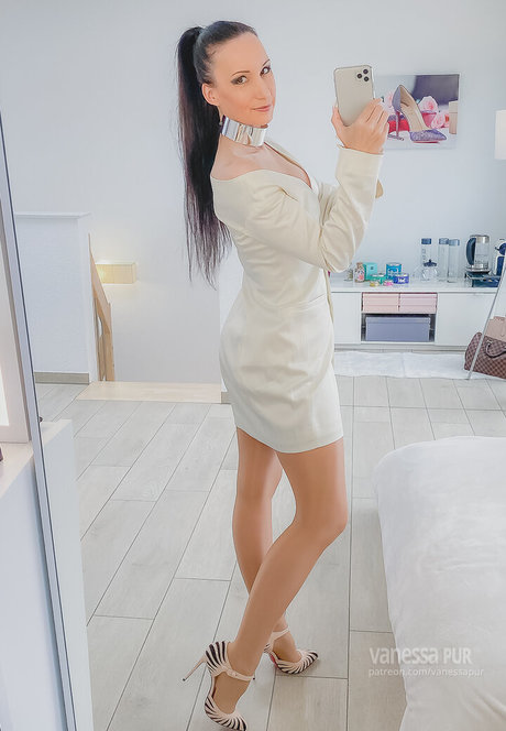 Vanessa Pur