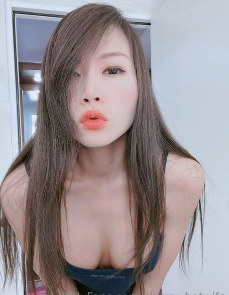 Photo nue de fuite OnlyFans de Cherryhotwife