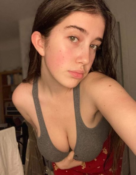 Itsmollyyyrose_again