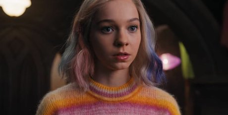 Emma Myers