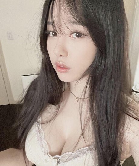 Photo nue de fuite OnlyFans de Ploo