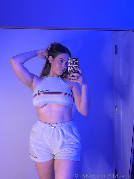 Photo nue de fuite OnlyFans de Lilyluvbug